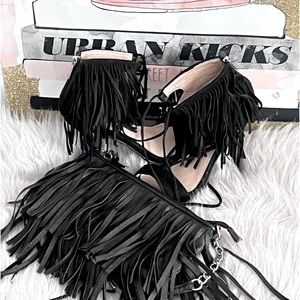 Black heels size 7 and black purse set.